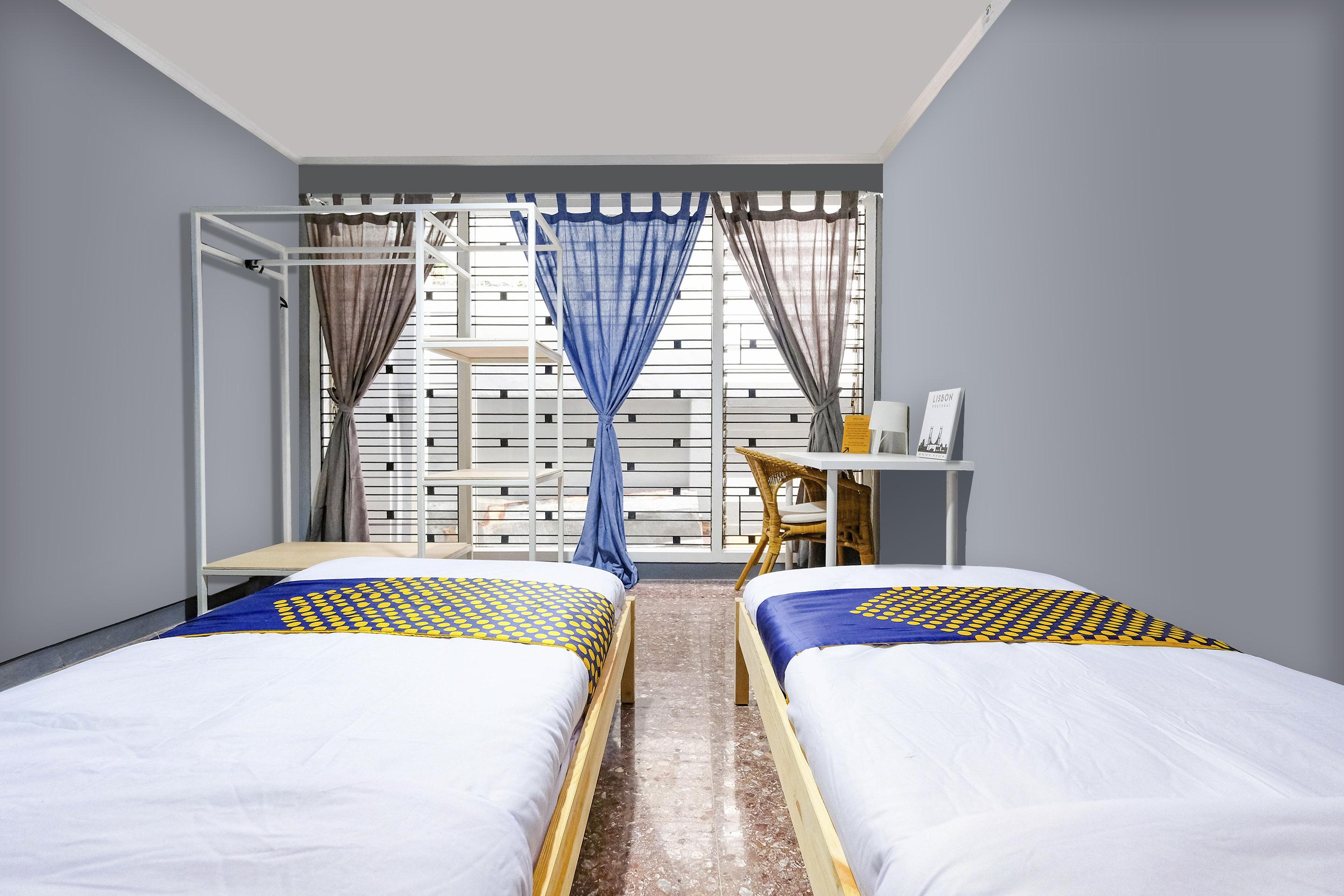 Spot On 2281 Omajo Hotel Semarang Buitenkant foto
