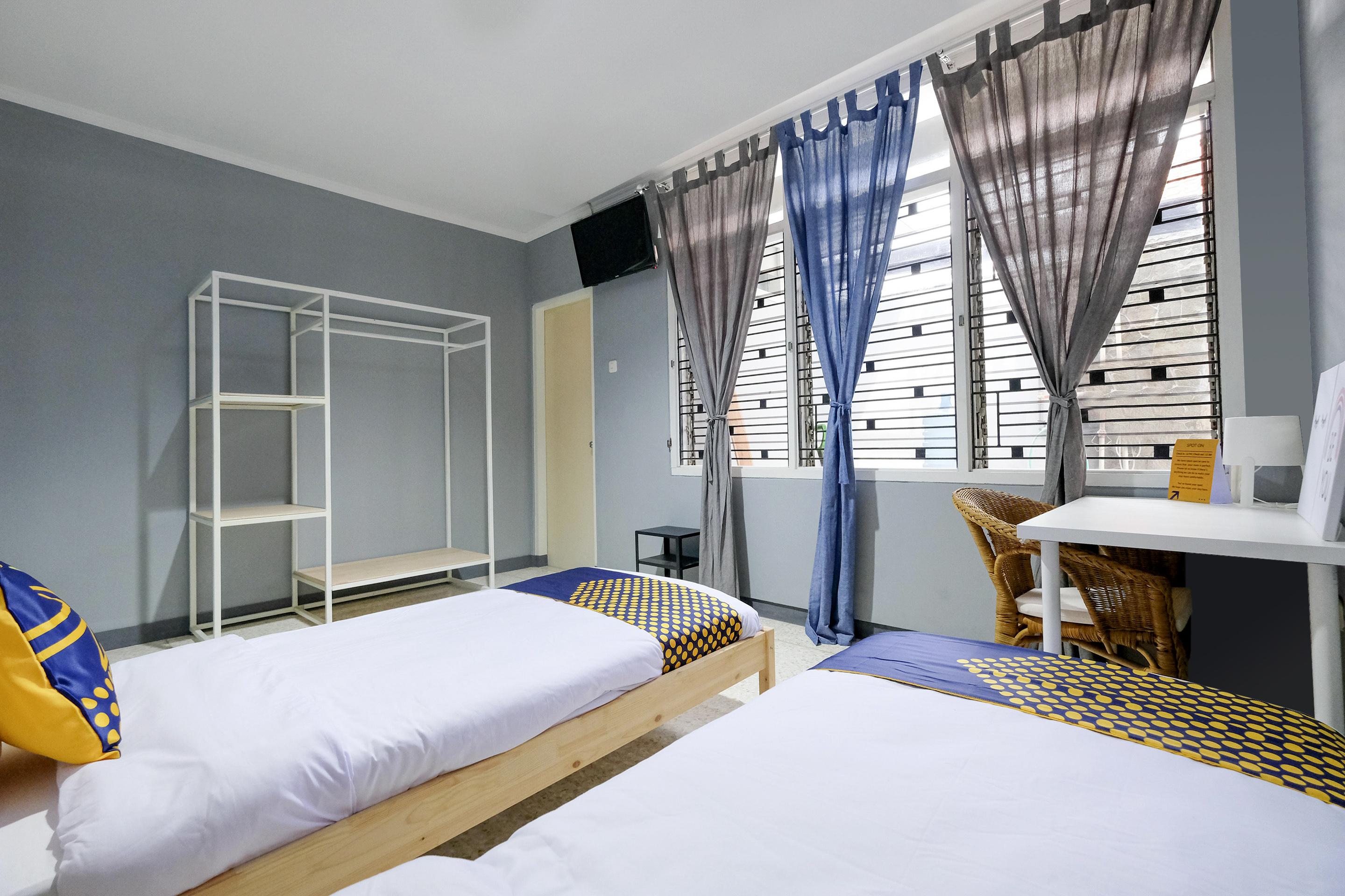 Spot On 2281 Omajo Hotel Semarang Buitenkant foto