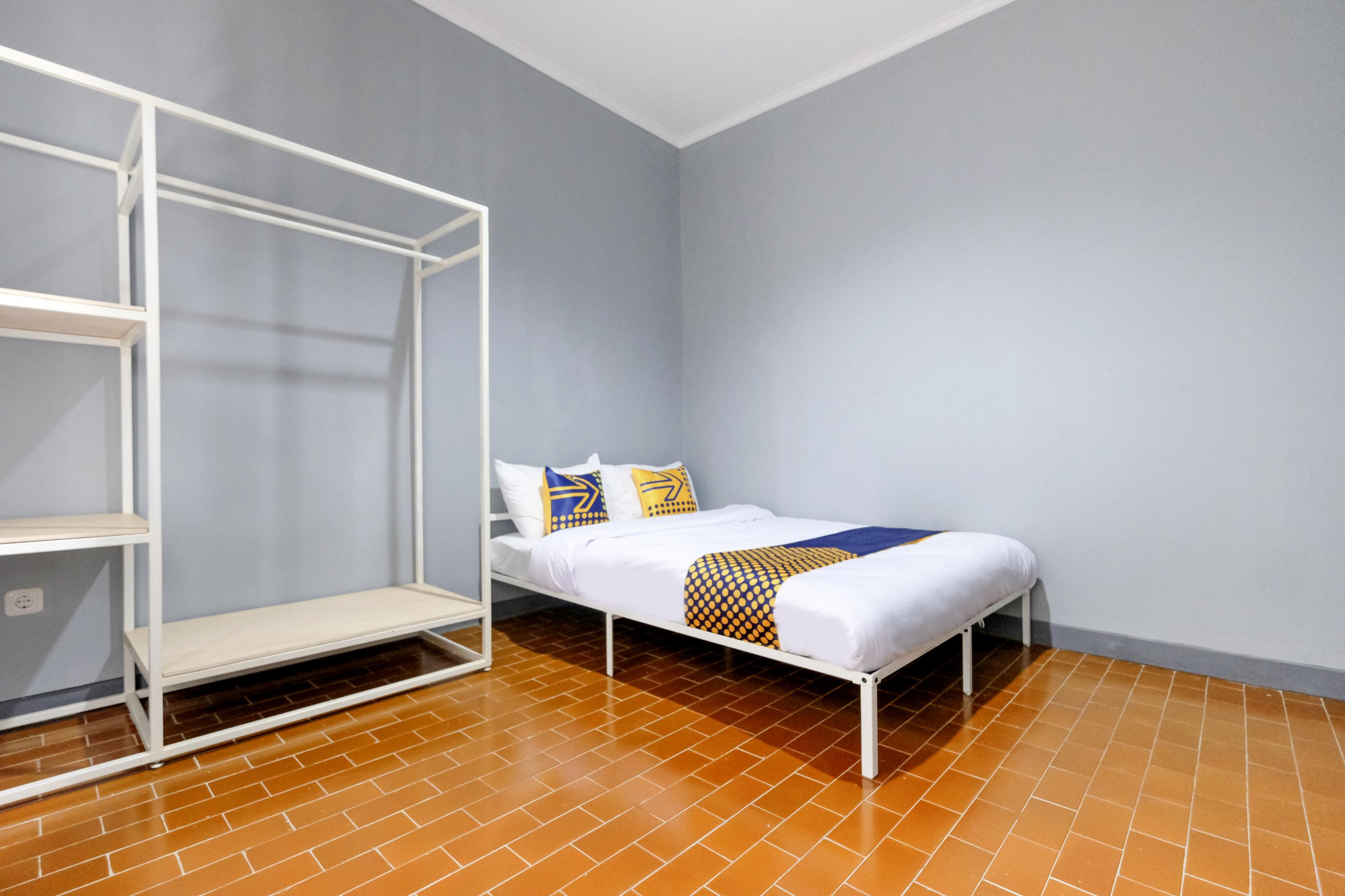 Spot On 2281 Omajo Hotel Semarang Buitenkant foto